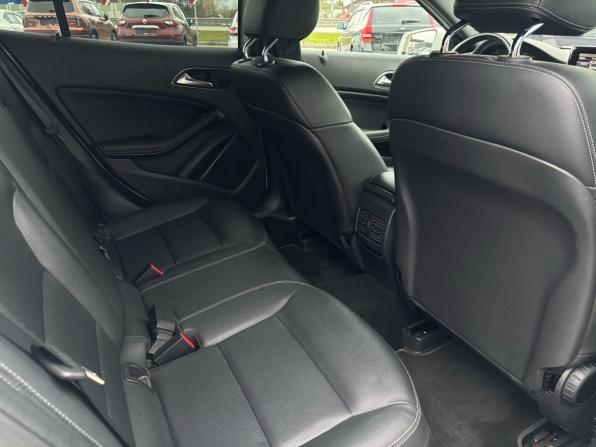 Mercedes-Benz GLA I (X156) с пробегом 2015 года, цена 1 999 000 рублей, 129450 км, внедорожник, Автокод Объявления