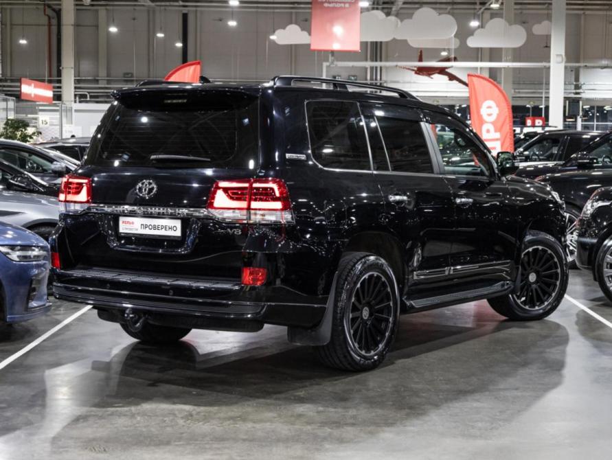 Toyota Land Cruiser 200 Series Рестайлинг 2 Санкт-Петербург  - изображение 7