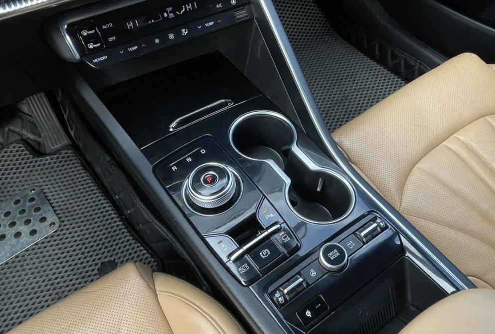 Kia K5 II Красноярск  - изображение 17