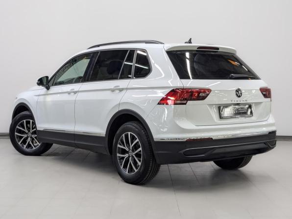 Volkswagen Tiguan II Рестайлинг с пробегом 2022 года, цена 3 155 000 рублей, 30461 км, внедорожник, Автокод Объявления