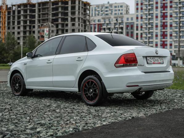 Volkswagen Polo V Рестайлинг с пробегом 2016 года, цена 969 000 рублей, 154600 км, седан, Автокод Объявления