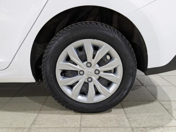 Hyundai Solaris II Рестайлинг с пробегом 2022 года, цена 1 495 000 рублей, 148631 км, седан, Автокод Объявления