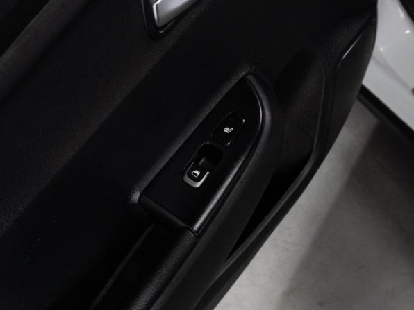 Kia Rio IV Рестайлинг с пробегом 2021 года, цена 1 719 000 рублей, 115588 км, хэтчбек, Автокод Объявления