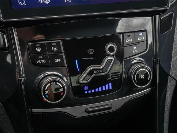 Hyundai Sonata VI (YF) с пробегом 2012 года, цена 1 330 000 рублей, 160041 км, седан, Автокод Объявления