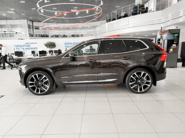 Volvo XC60 II Рестайлинг с пробегом 2021 года, цена 4 200 000 рублей, 84300 км, внедорожник, Автокод Объявления