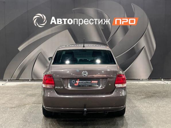 Volkswagen Polo V с пробегом 2014 года, цена 640 000 рублей, 211954 км, седан, Автокод Объявления