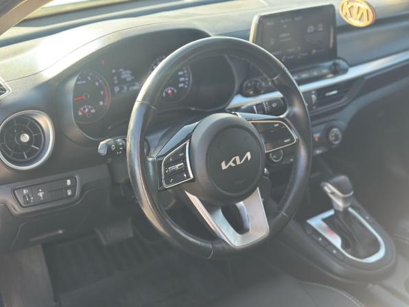 Kia Cerato IV Рестайлинг с пробегом 2021 года, цена 2 100 000 рублей, 53000 км, седан, Автокод Объявления