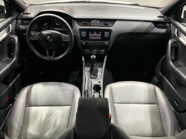 Skoda Octavia III (A7) с пробегом 2016 года, цена 915 000 рублей, 285508 км, лифтбек, Автокод Объявления