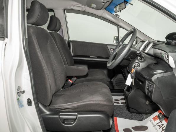 Honda Freed I с пробегом 2011 года, цена 1 070 000 рублей, 105377 км, компактвэн, Автокод Объявления