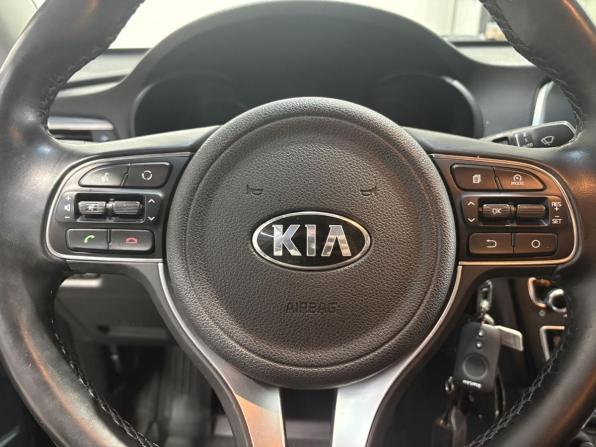 Kia Optima IV с пробегом 2017 года, цена 1 640 000 рублей, 169144 км, седан, Автокод Объявления