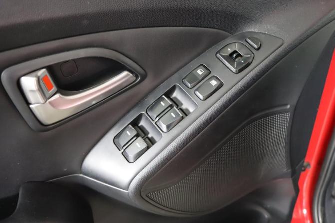 Hyundai ix35 I с пробегом 2013 года, цена 1 299 990 рублей, 86206 км, внедорожник, Автокод Объявления