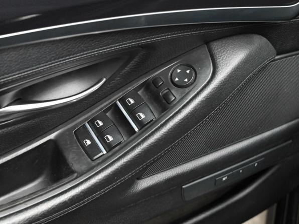 BMW 5 серии VI (F10/F11/F07) Рестайлинг с пробегом 2016 года, цена 2 550 000 рублей, 189505 км, седан, Автокод Объявления