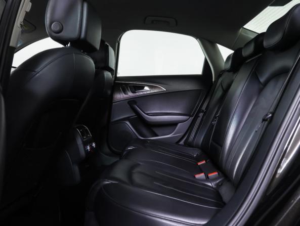 Audi A6 IV (C7) Рестайлинг с пробегом 2015 года, цена 1 890 000 рублей, 137850 км, седан, Автокод Объявления