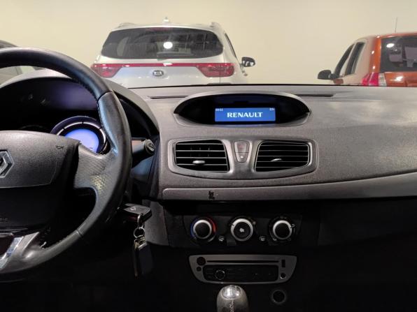 Renault Fluence I с пробегом 2013 года, цена 627 000 рублей, 261141 км, седан, Автокод Объявления