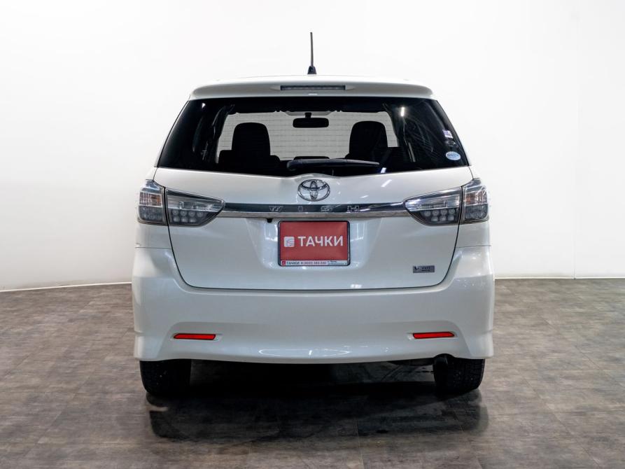 Toyota Wish II Рестайлинг Чита  - изображение 4