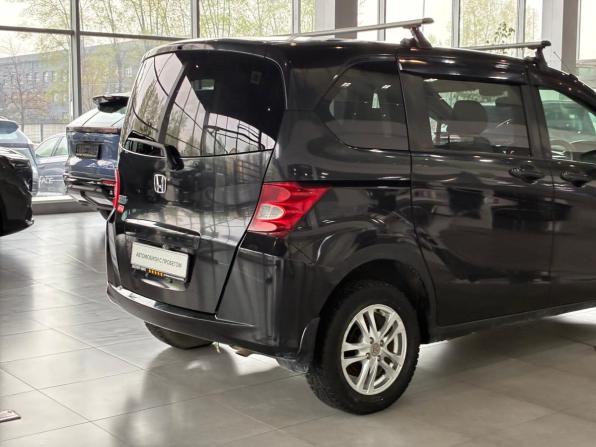 Honda Freed I с пробегом 2008 года, цена 749 000 рублей, 200000 км, компактвэн, Автокод Объявления
