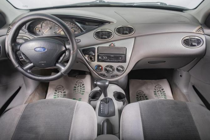 Ford Focus I с пробегом 2001 года, цена 299 000 рублей, 305000 км, хэтчбек, Автокод Объявления