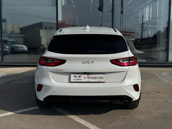 Kia Ceed III Рестайлинг с пробегом 2022 года, цена 1 970 000 рублей, 62000 км, хэтчбек, Автокод Объявления