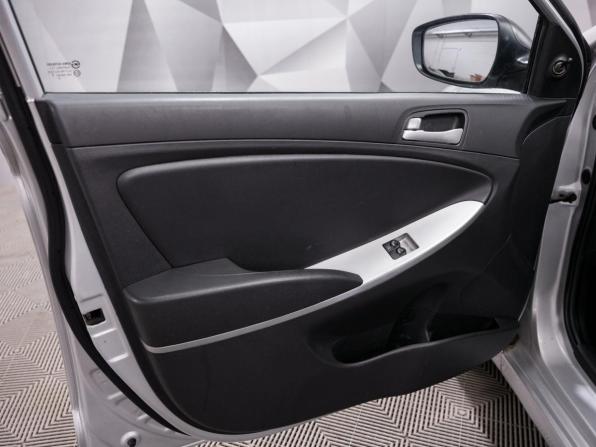 Hyundai Solaris I с пробегом 2014 года, цена 818 000 рублей, 151100 км, седан, Автокод Объявления