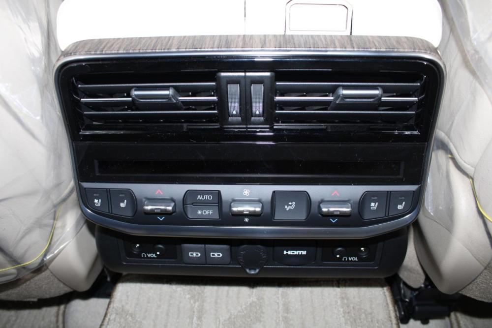 Toyota Land Cruiser 300 Series Владивосток  - изображение 23