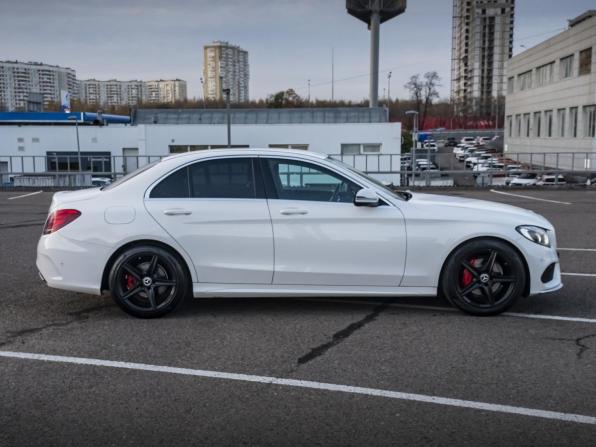 Mercedes-Benz C-Класс IV (W205) с пробегом 2018 года, цена 2 649 000 рублей, 129278 км, седан, Автокод Объявления