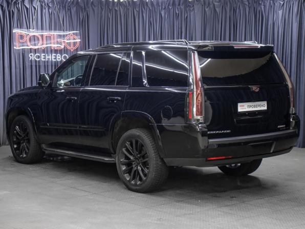 Cadillac Escalade IV с пробегом 2019 года, цена 4 598 000 рублей, 134005 км, внедорожник, Автокод Объявления