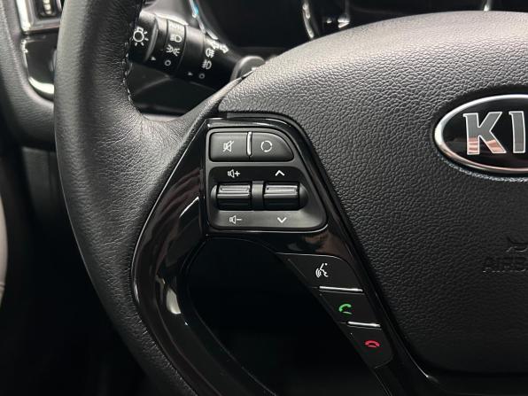 Kia Ceed II Рестайлинг с пробегом 2017 года, цена 1 299 000 рублей, 116405 км, универсал, Автокод Объявления