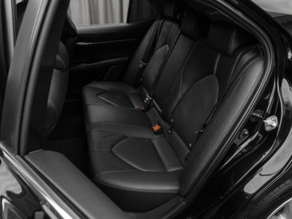 Toyota Camry VIII (XV70) Рестайлинг с пробегом 2021 года, цена 2 590 000 рублей, 241271 км, седан, Автокод Объявления