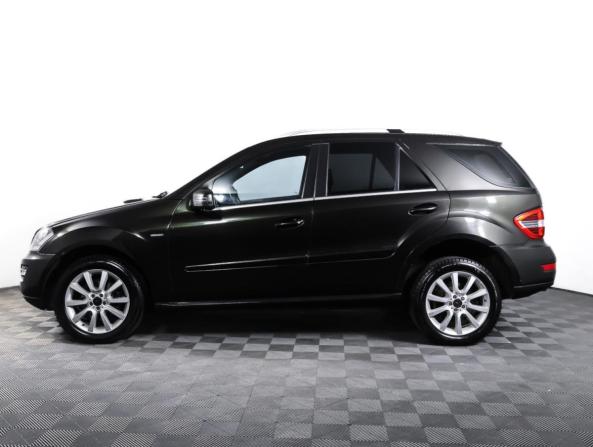 Mercedes-Benz M-Класс II (W164) Рестайлинг с пробегом 2011 года, цена 1 590 000 рублей, 225678 км, внедорожник, Автокод Объявления