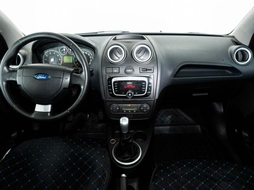 Ford Fiesta Mk5 Казань  - изображение 6