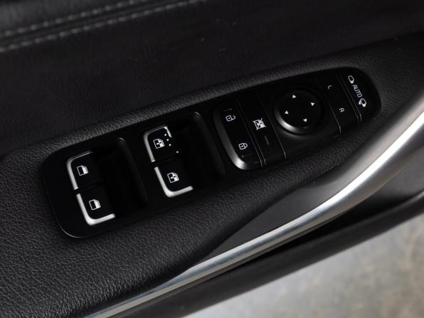 Kia Stinger I с пробегом 2018 года, цена 2 749 000 рублей, 129120 км, лифтбек, Автокод Объявления