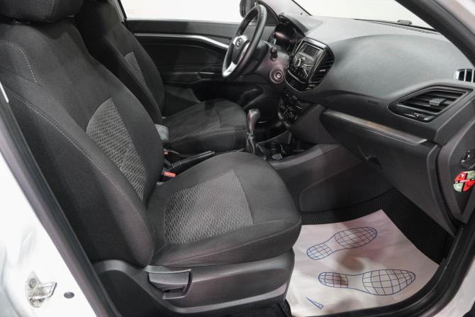 Lada (ВАЗ) Vesta I с пробегом 2017 года, цена 899 000 рублей, 106121 км, седан, Автокод Объявления