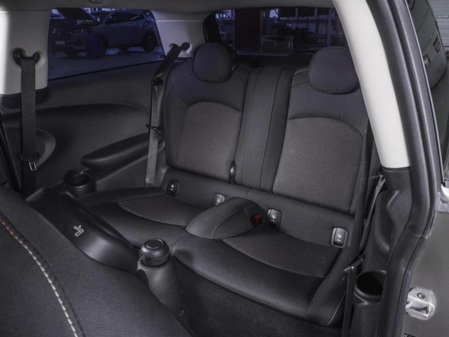 Mini Hatch III (F55/F56) Рестайлинг Ростов-на-Дону  - изображение 9