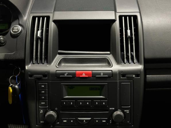 Land Rover Freelander II Рестайлинг с пробегом 2011 года, цена 1 400 000 рублей, 228041 км, внедорожник, Автокод Объявления