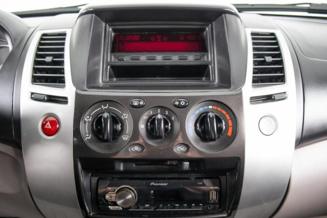 Mitsubishi Pajero Sport II с пробегом 2011 года, цена 1 499 000 рублей, 309523 км, внедорожник, Автокод Объявления
