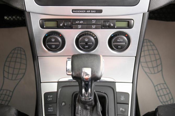 Volkswagen Passat B6 с пробегом 2007 года, цена 799 000 рублей, 291000 км, седан, Автокод Объявления