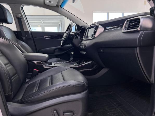 Kia Sorento III Prime с пробегом 2017 года, цена 2 970 000 рублей, 100111 км, внедорожник, Автокод Объявления