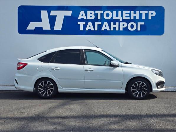 Lada (ВАЗ) Granta I Рестайлинг с пробегом 2023 года, цена 1 049 000 рублей, 43000 км, лифтбек, Автокод Объявления