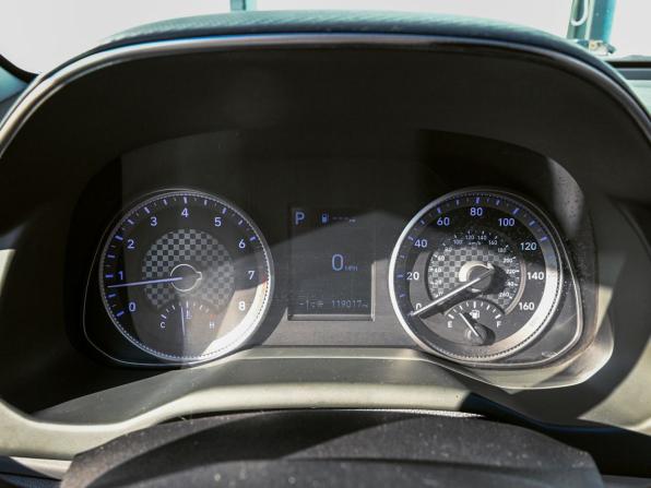 Hyundai Elantra VI (AD) Рестайлинг с пробегом 2019 года, цена 1 263 000 рублей, 191550 км, седан, Автокод Объявления