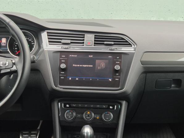 Volkswagen Tiguan II с пробегом 2019 года, цена 2 450 000 рублей, 73413 км, внедорожник, Автокод Объявления