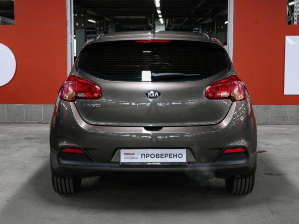 Kia Ceed II с пробегом 2015 года, цена 917 000 рублей, 166000 км, хэтчбек, Автокод Объявления