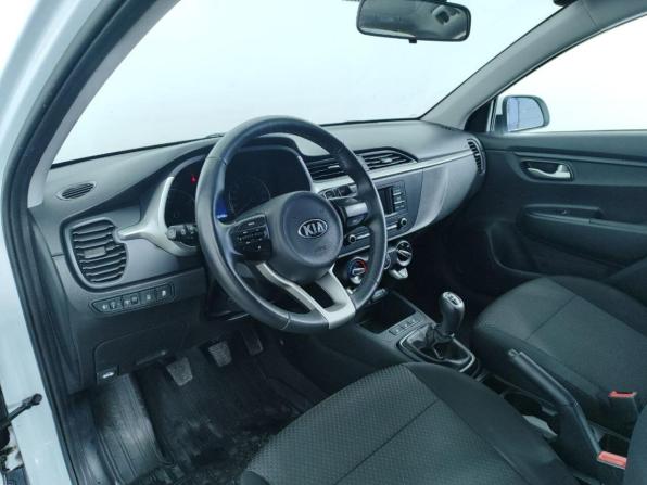 Kia Rio IV Рестайлинг с пробегом 2020 года, цена 1 448 000 рублей, 50461 км, седан, Автокод Объявления