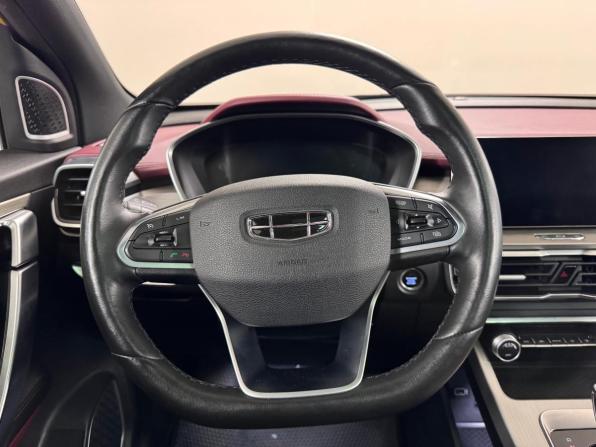 Geely Coolray I с пробегом 2022 года, цена 1 670 000 рублей, 61508 км, внедорожник, Автокод Объявления