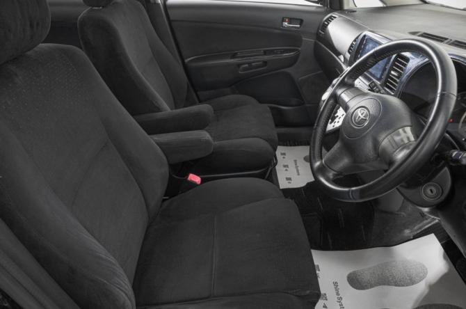 Toyota Wish I Рестайлинг с пробегом 2008 года, цена 899 000 рублей, 160000 км, компактвэн, Автокод Объявления