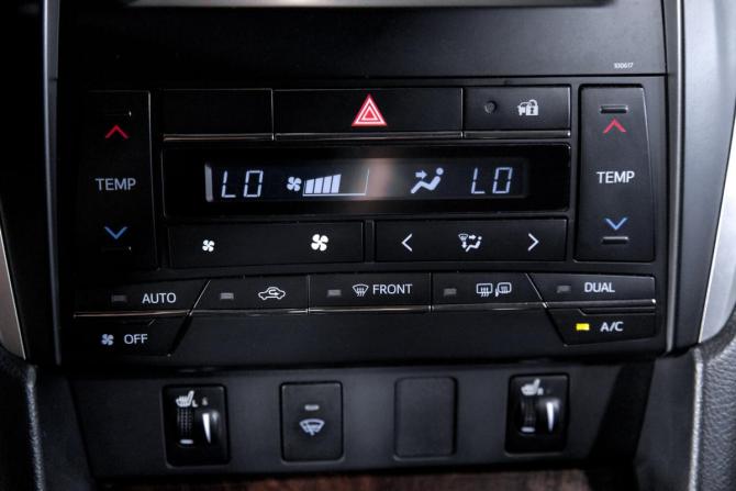 Toyota Camry VII (XV50) Рестайлинг с пробегом 2017 года, цена 1 799 000 рублей, 310592 км, седан, Автокод Объявления