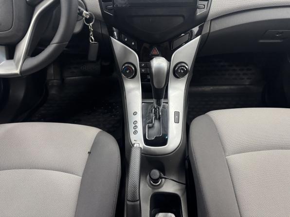 Chevrolet Cruze I с пробегом 2010 года, цена 690 000 рублей, 223162 км, седан, Автокод Объявления
