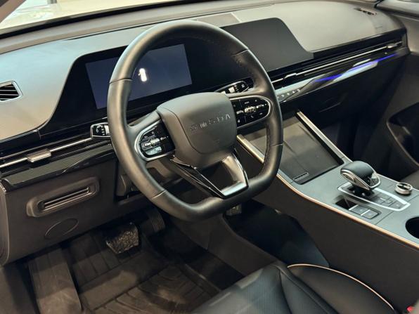Omoda C5 I Рестайлинг с пробегом 2025 года, цена 2 199 000 рублей, 5380 км, внедорожник, Автокод Объявления