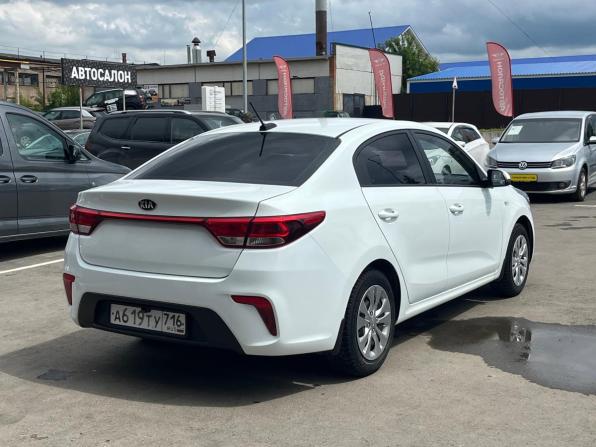 Kia Rio IV с пробегом 2018 года, цена 1 130 000 рублей, 162277 км, седан, Автокод Объявления