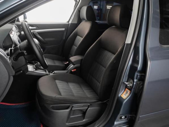 Skoda Octavia II (A5) Рестайлинг с пробегом 2011 года, цена 869 000 рублей, 219415 км, лифтбек, Автокод Объявления