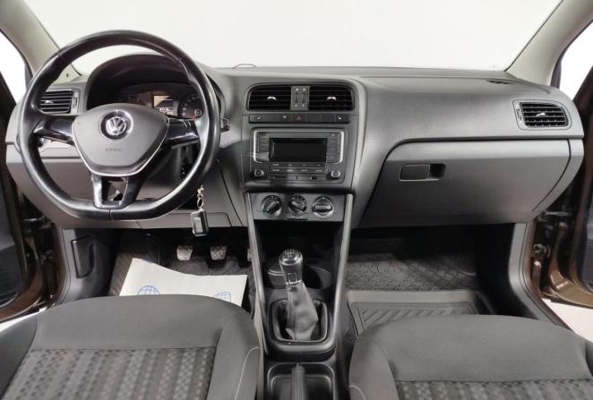 Volkswagen Polo V Рестайлинг с пробегом 2016 года, цена 920 000 рублей, 87418 км, седан, Автокод Объявления